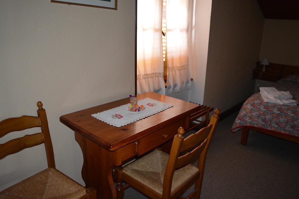Hotel Villa Tedaldi Gressoney-Saint-Jean Esterno foto